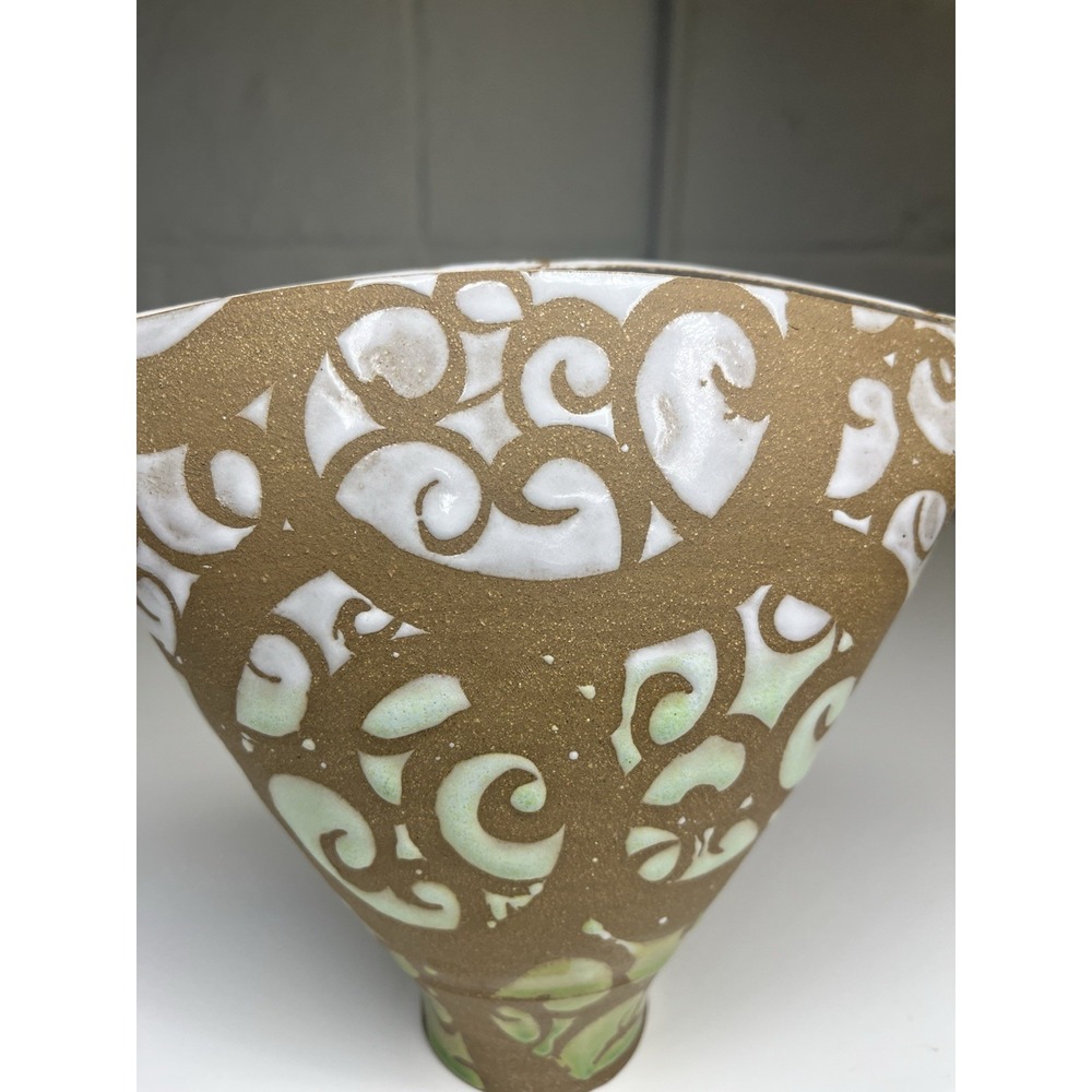 Liz Kinder Pinch Vase Philly Post Modern Abstract Studio Art Pottery Swirl Green - Picture 2 of 8